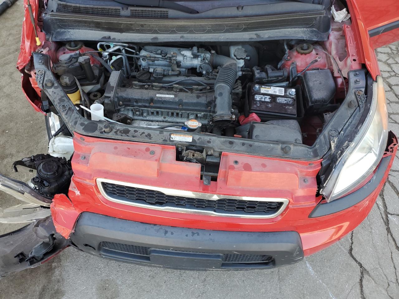 KNDJT2A28B7320247 2011 Kia Soul +