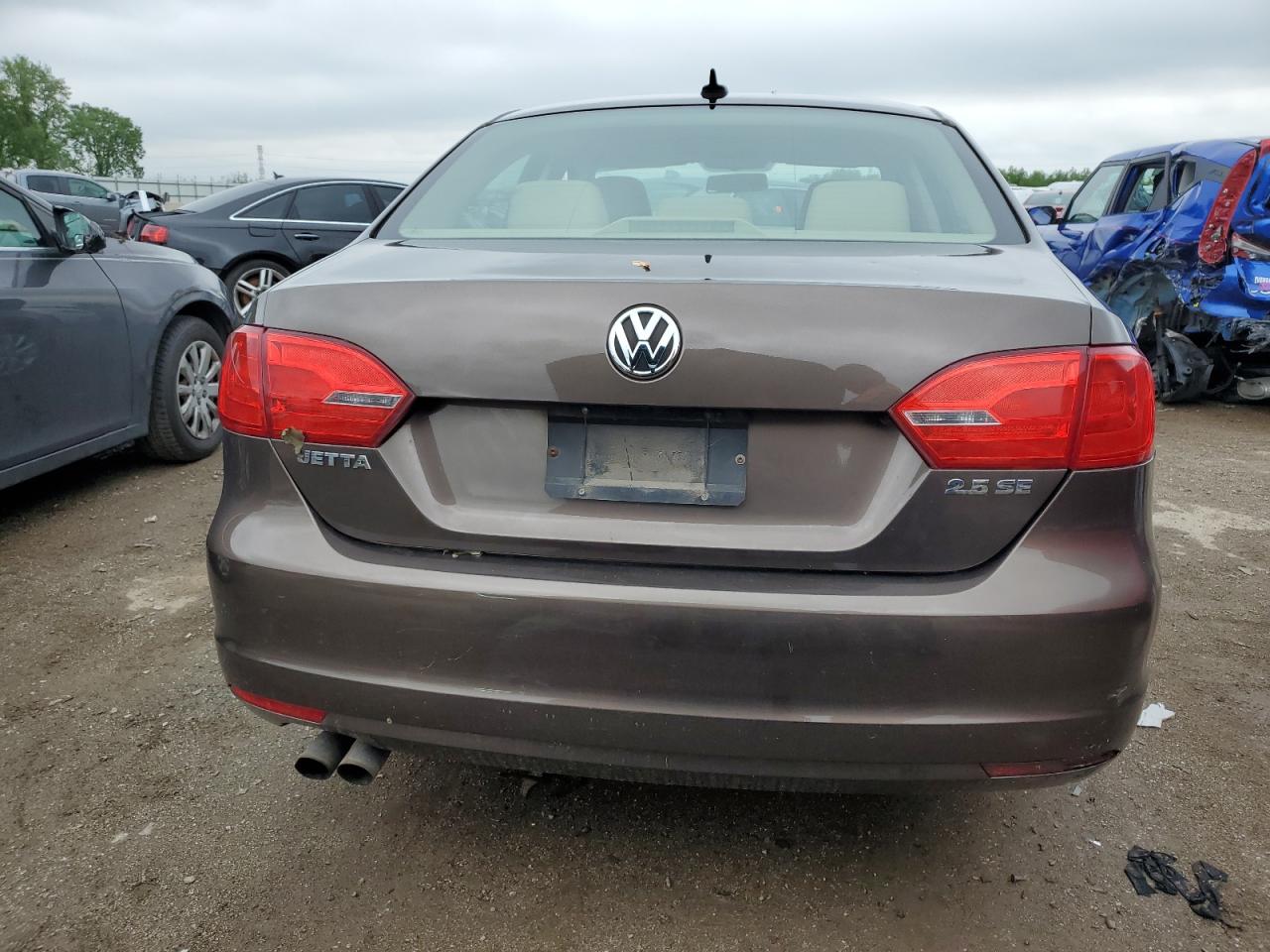 3VWDX7AJXBM323160 2011 Volkswagen Jetta Se