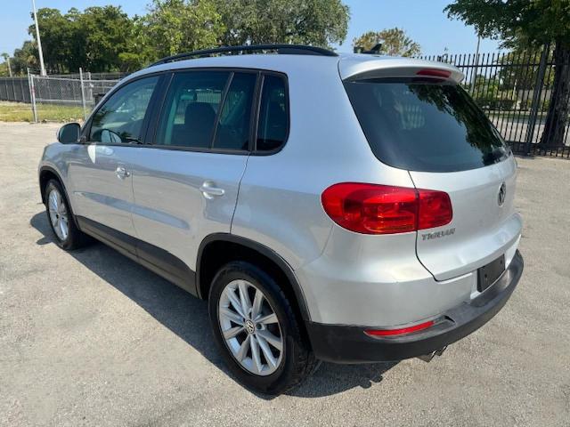 WVGAV7AX2FW591945 | 2015 Volkswagen tiguan s