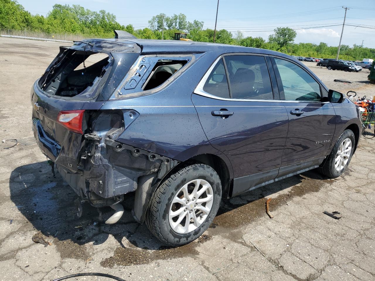 3GNAXJEV4JL355713 2018 Chevrolet Equinox Lt