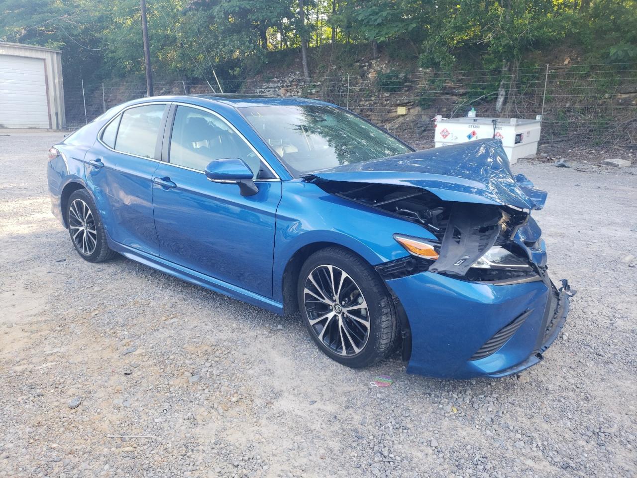4T1B11HK8JU066139 TOYOTA CAMRY 2018