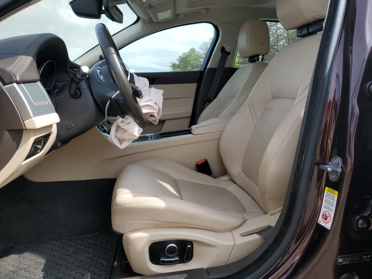 SAJBK4FX5LCY85105 2020 Jaguar Xf Prestige