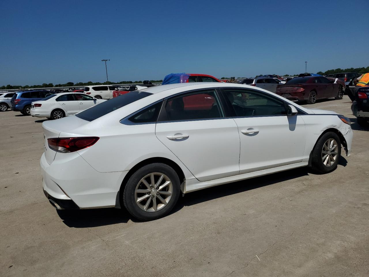 5NPE24AF4KH803653 2019 Hyundai Sonata Se