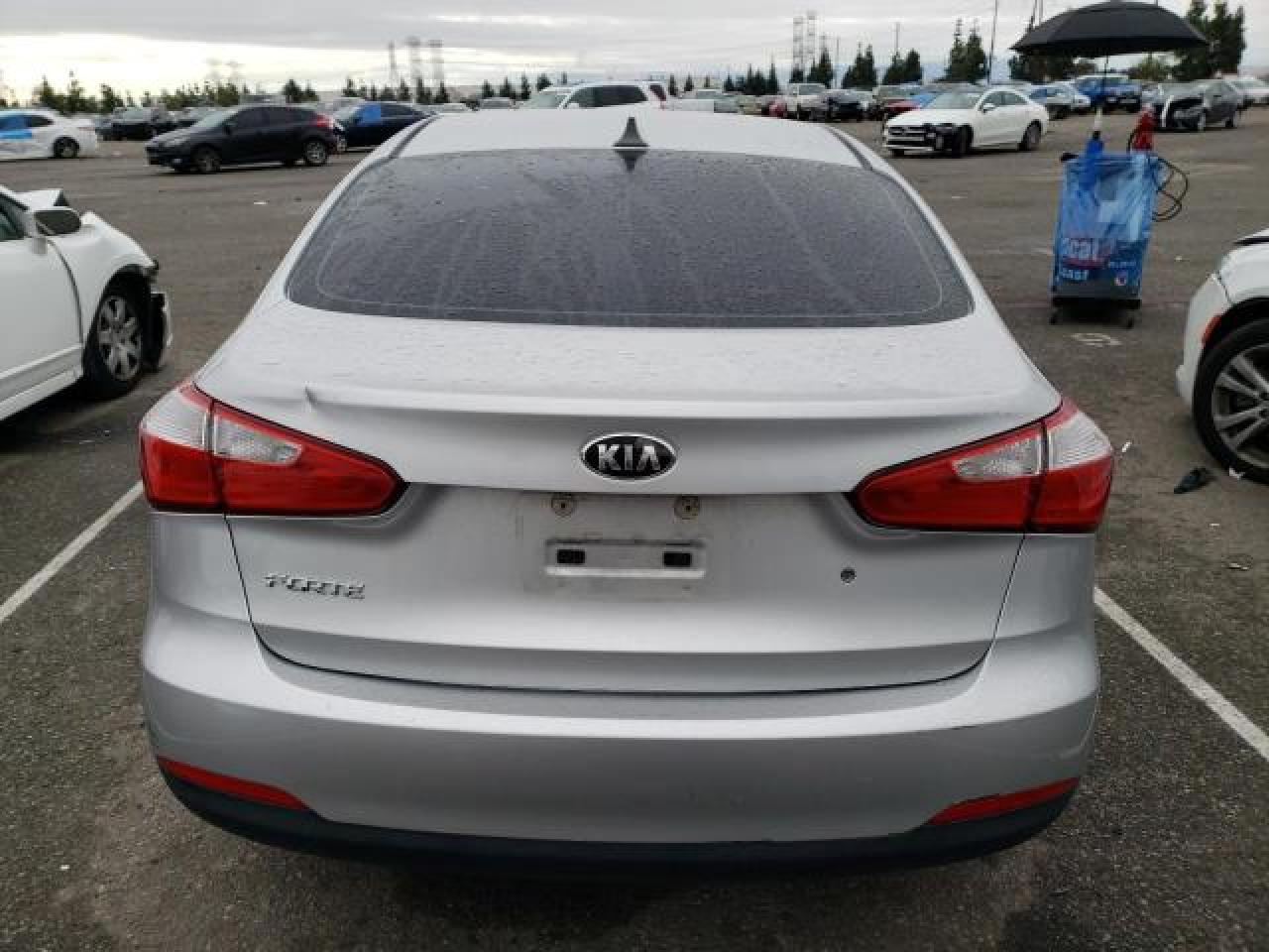 KNAFK4A61F5260057 2015 Kia Forte Lx