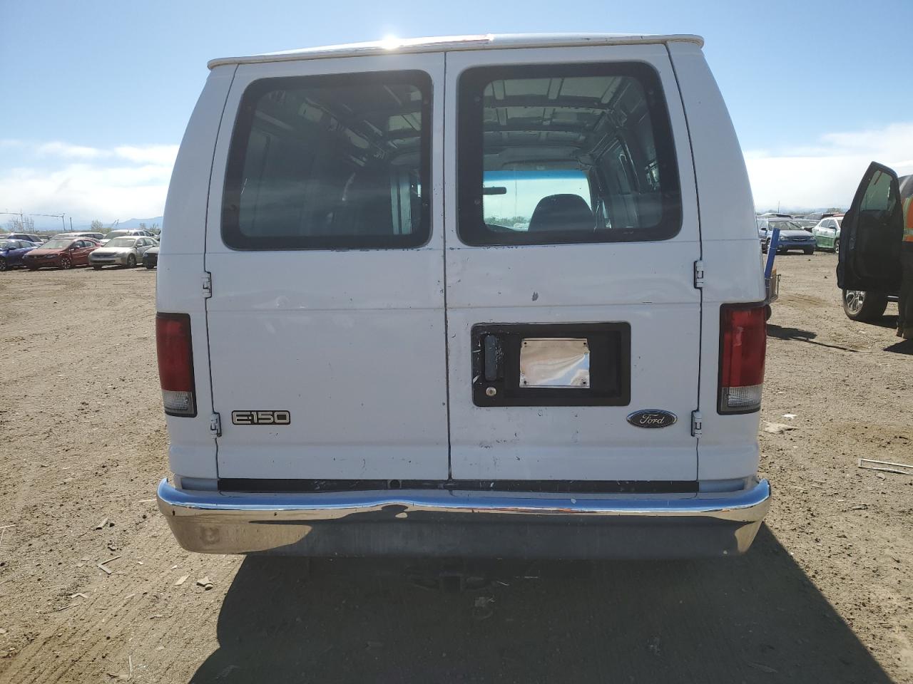 1FTRE1420XHC13570 1999 Ford Econoline E150 Van