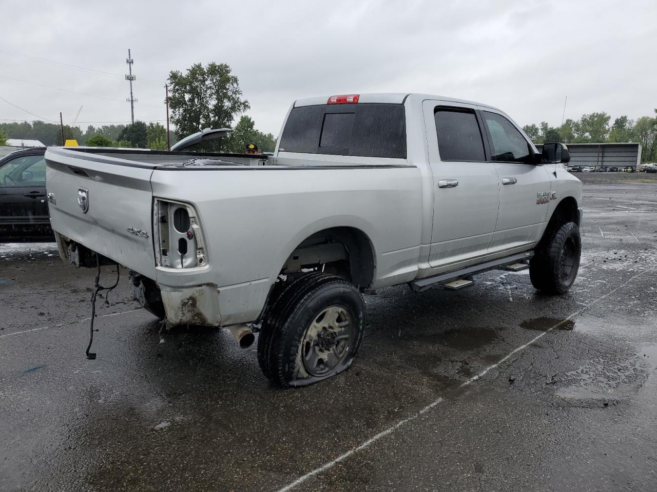 3C6UR5DL5EG318375 2014 Ram 2500 Slt