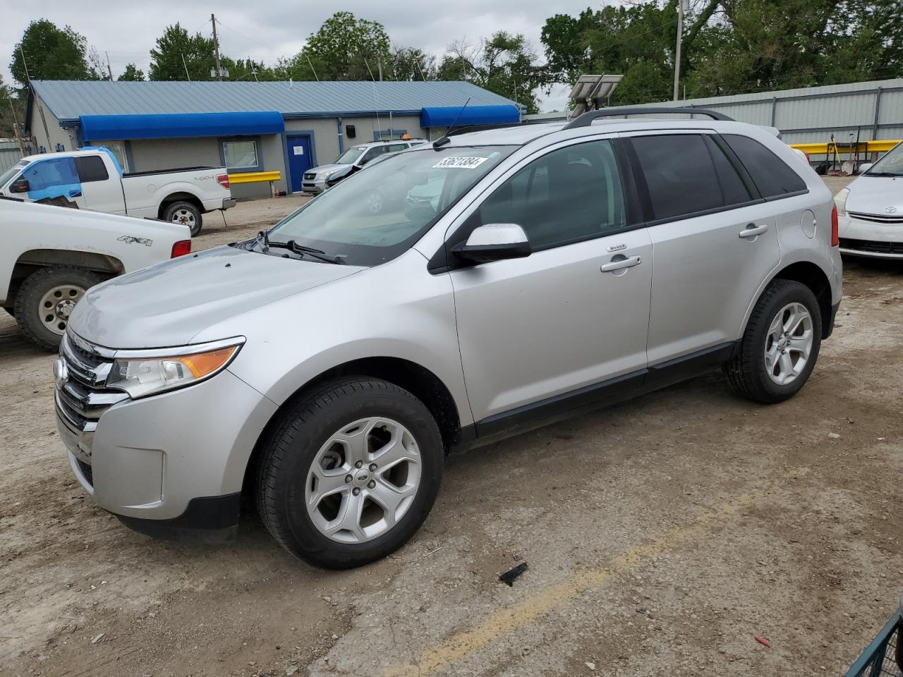  Salvage Ford Edge