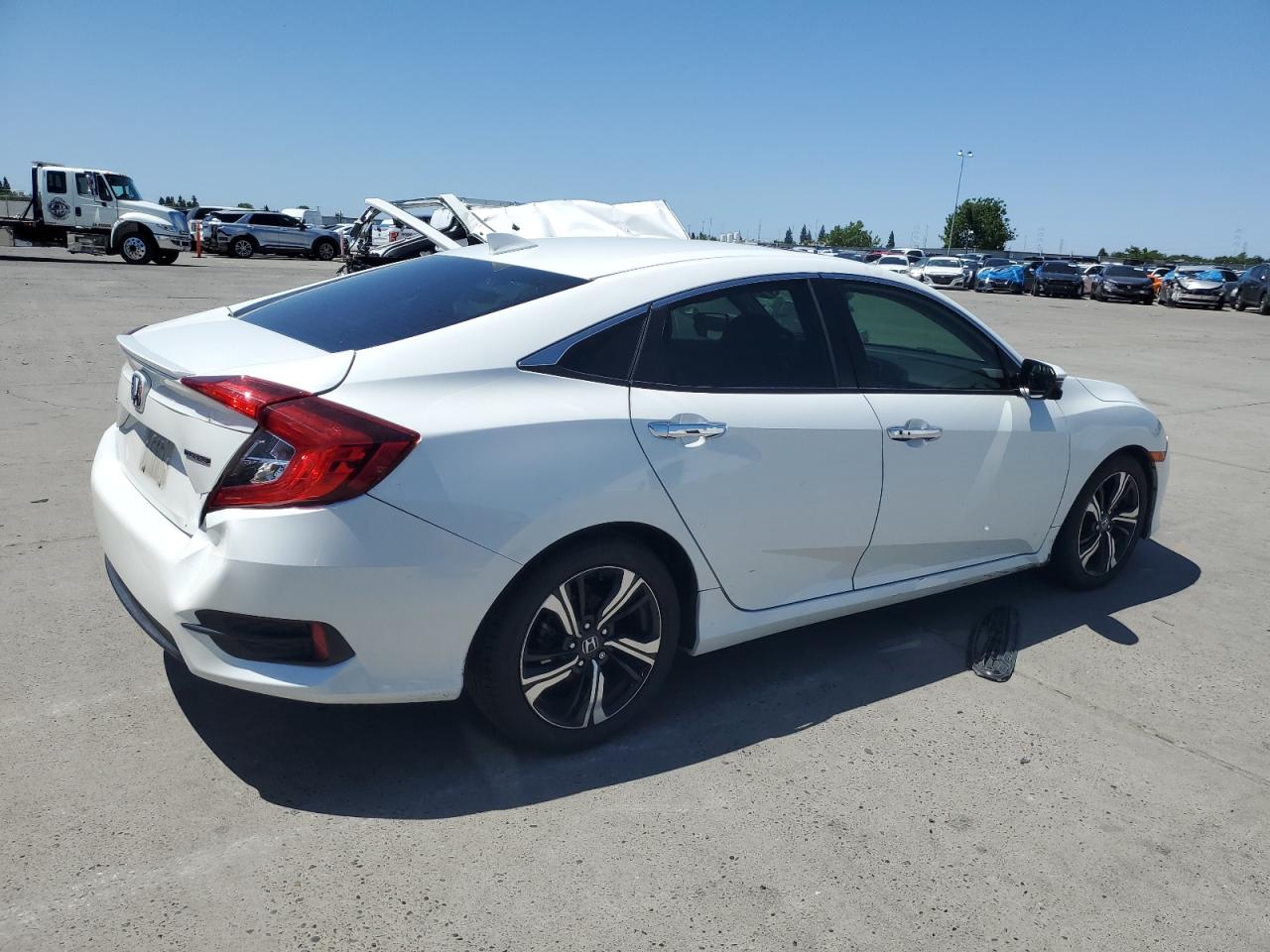 2HGFC1F96HH639568 2017 Honda Civic Touring