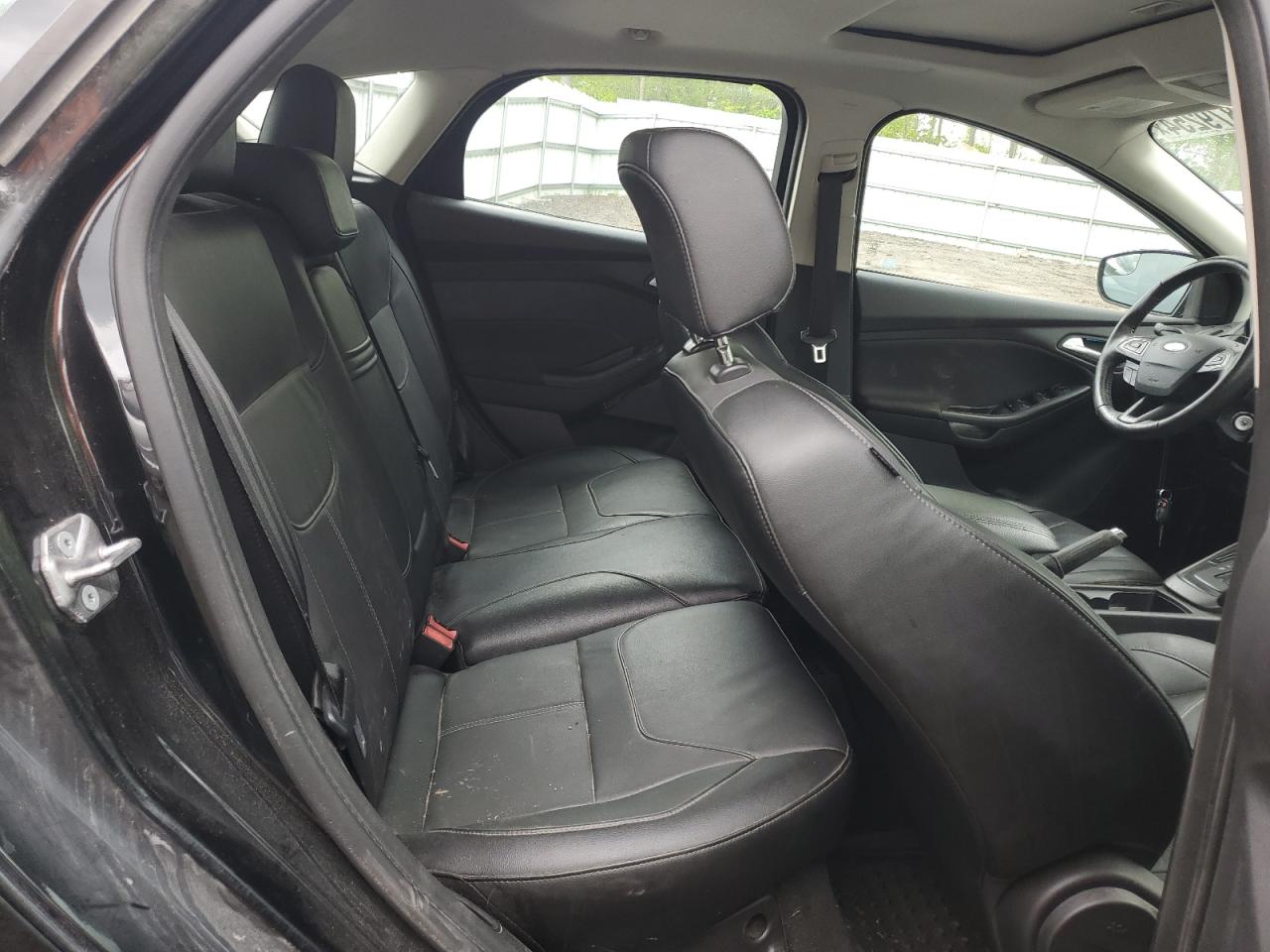 1FADP3K29FL200479 2015 Ford Focus Se