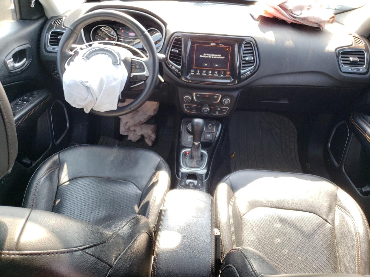 3C4NJDCB5JT400860 2018 Jeep Compass Limited