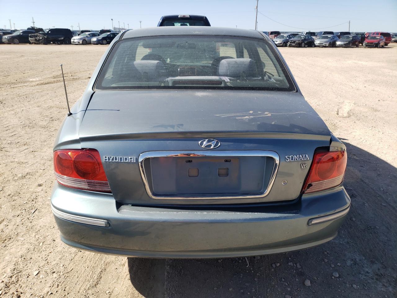 KMHWF35H74A936377 2004 Hyundai Sonata Gls