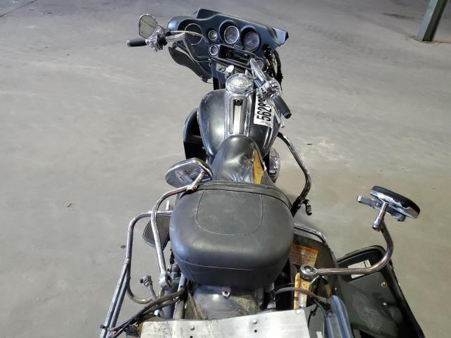 2010 HARLEY-DAVIDSON FLHTCU 1HD1FC415AB662040