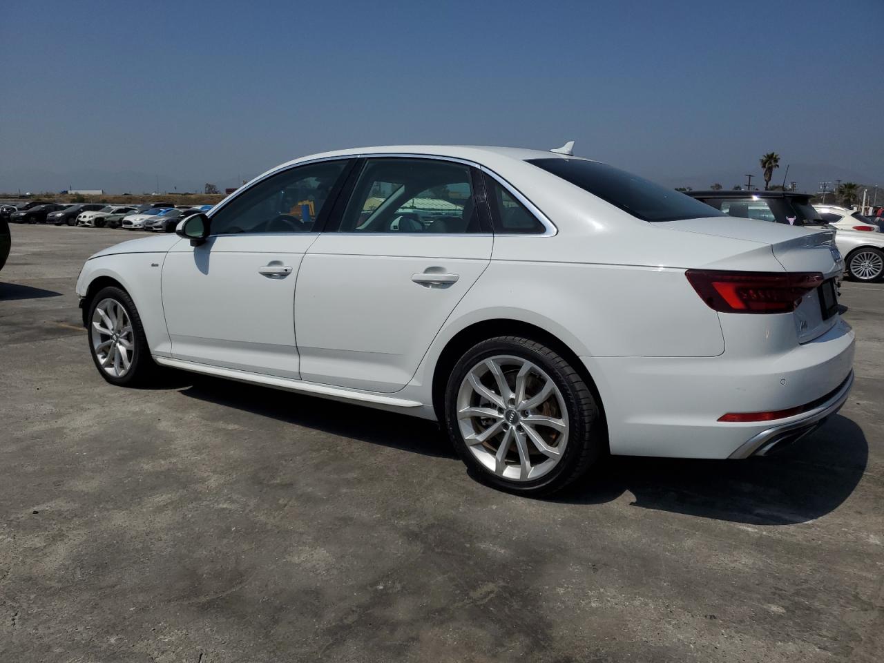 2019 Audi A4 Premium Plus vin: WAUENAF4XKN001277