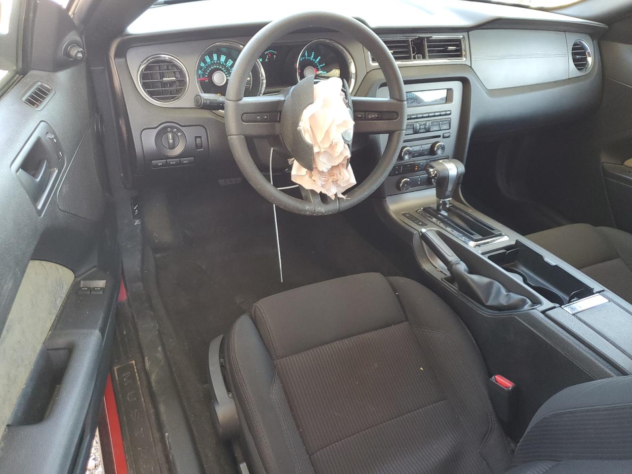 1ZVBP8AM1C5275143 2012 Ford Mustang