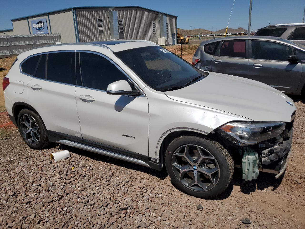 WBXHT3C30J5K24815 2018 BMW X1 xDrive28I