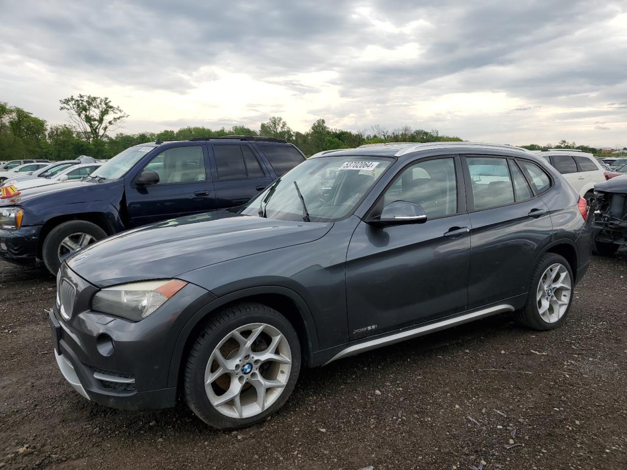 2013 BMW X1 xDrive28I vin: WBAVL1C50DVR85805