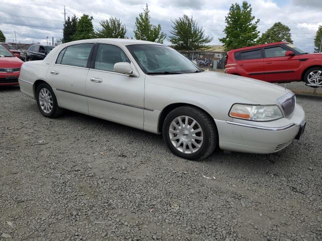 2007 Lincoln Town Car Signature VIN: 1LNHM81W47Y636968 Lot: 56379434