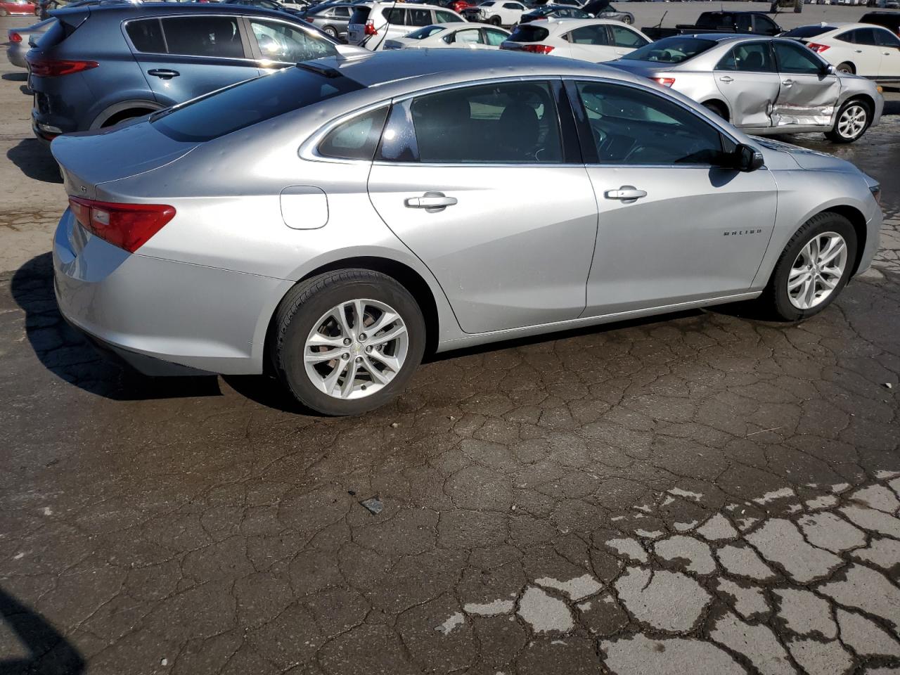 1G1ZD5ST8JF146394 2018 Chevrolet Malibu Lt