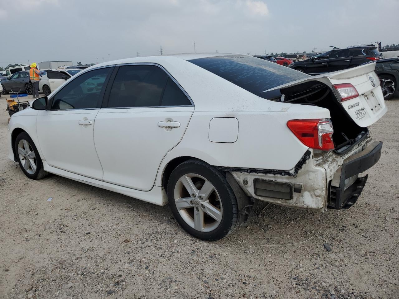 4T1BF1FK6EU789854 2014 Toyota Camry L