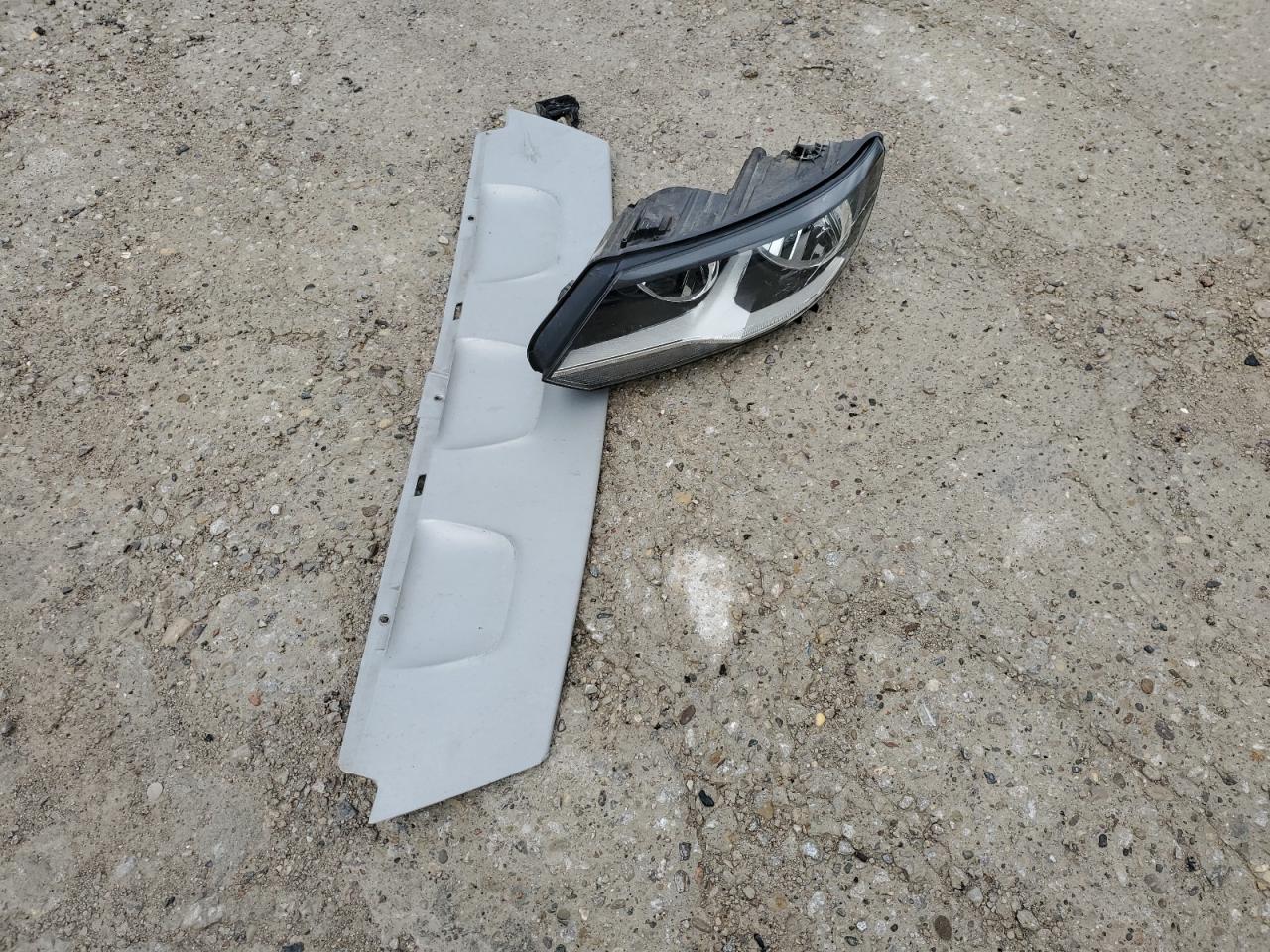 WVGBV7AX3FW024230 2015 Volkswagen Tiguan S