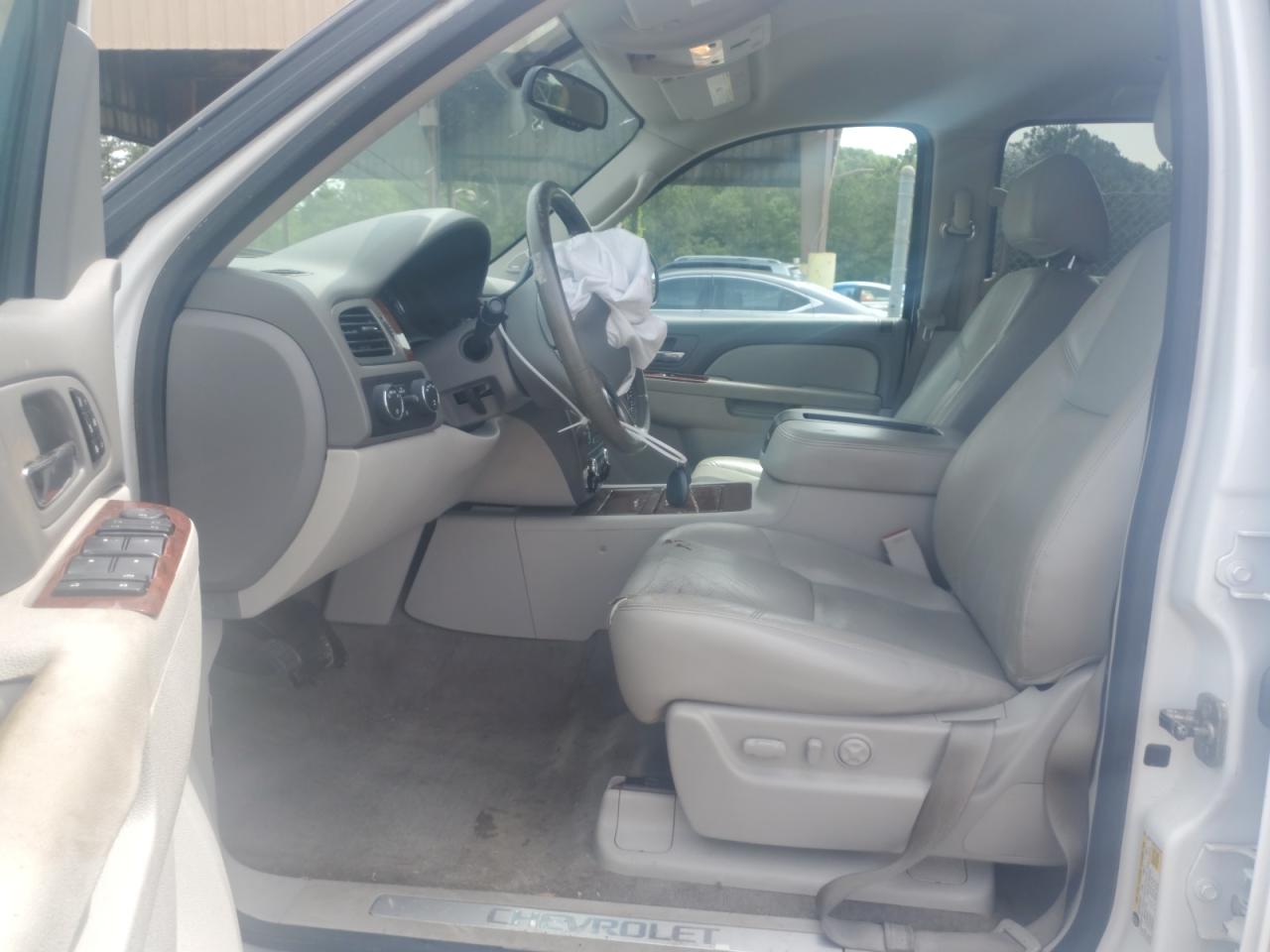 1GNSKCE00DR251509 2013 Chevrolet Tahoe K1500 Ltz