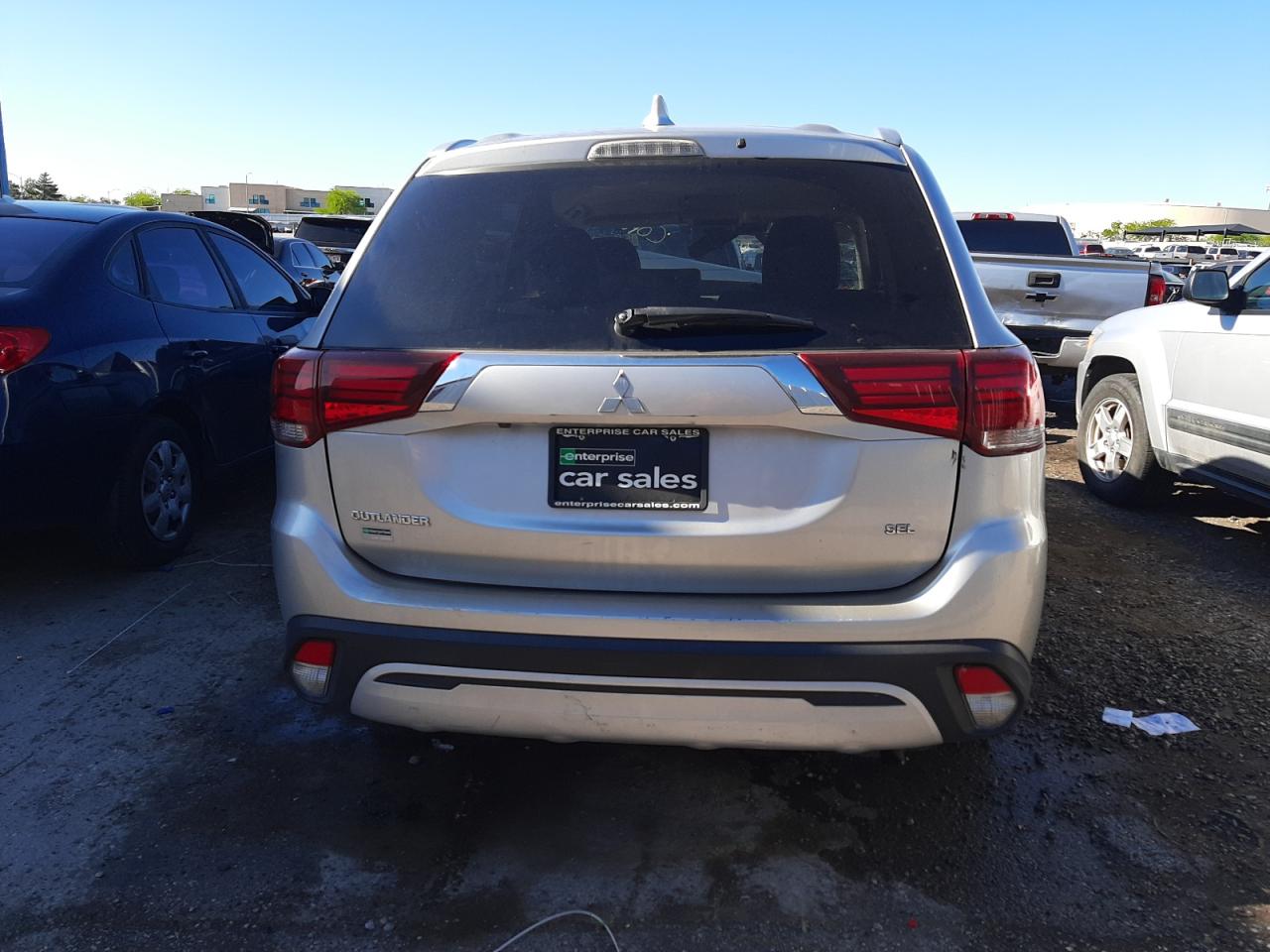 JA4AD3A3XLZ040387 2020 Mitsubishi Outlander Se