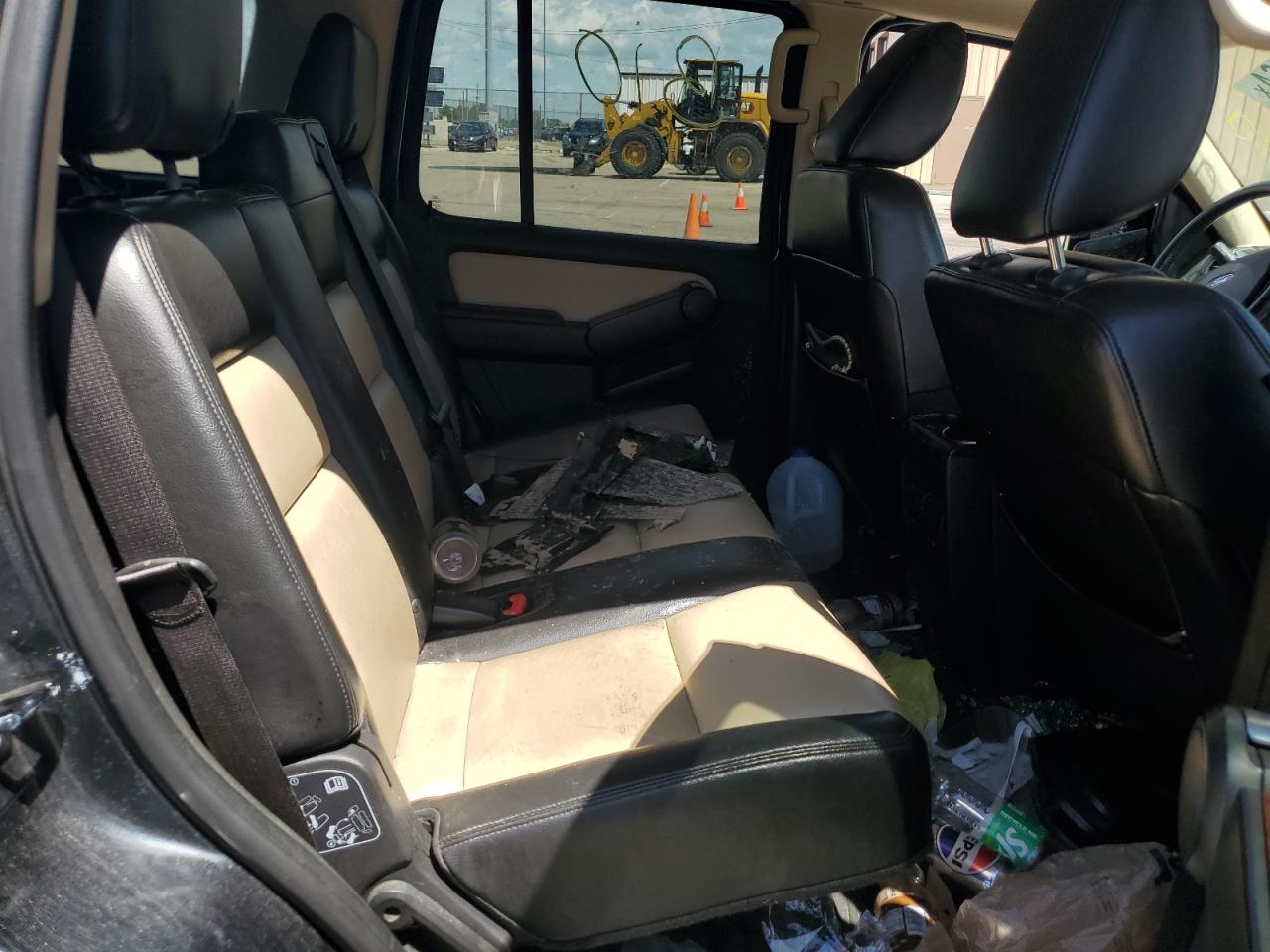 1FMEU7EE5AUA15655 2010 Ford Explorer Eddie Bauer