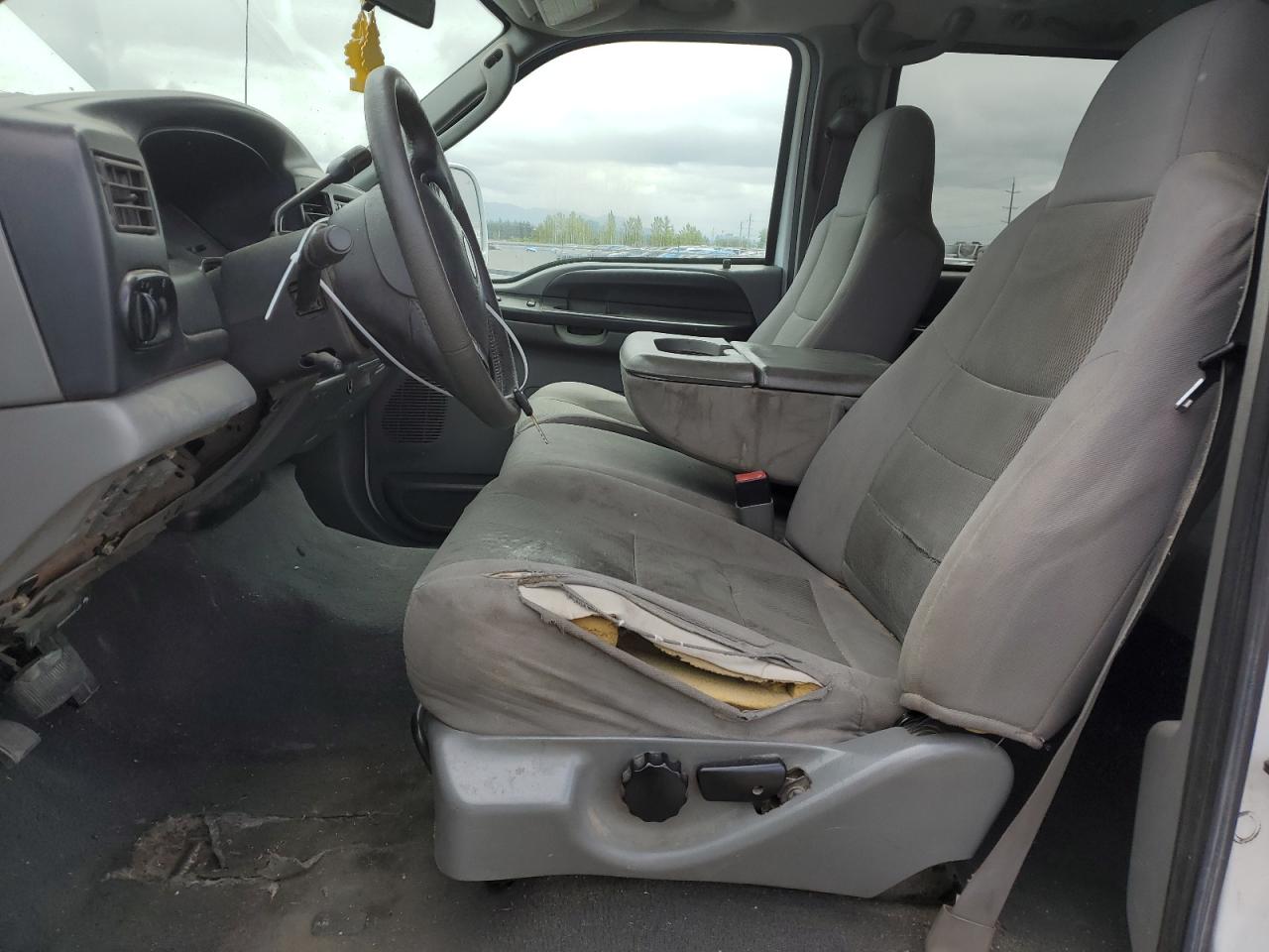 1FMNU41S05EC94393 2005 Ford Excursion Xlt