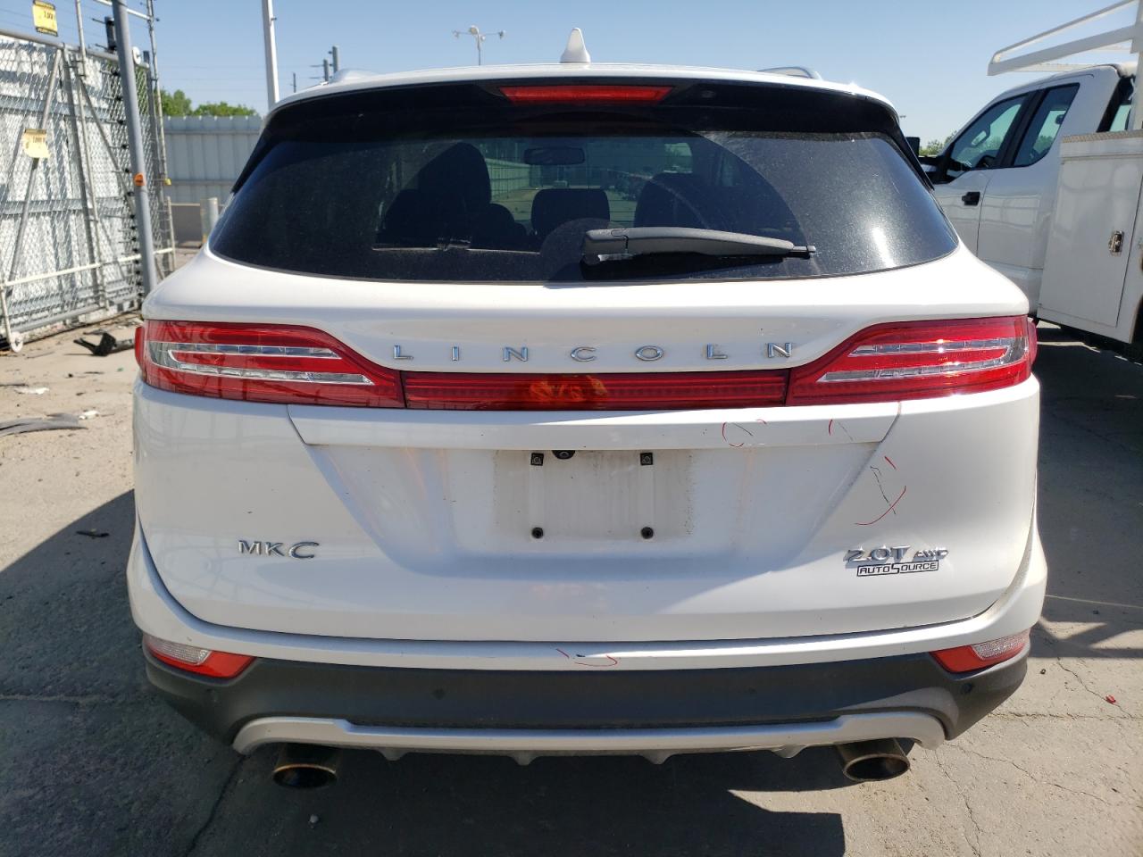 5LMCJ3D91HUL51484 2017 Lincoln Mkc Reserve