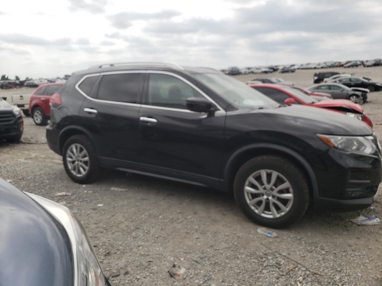 2019 Nissan Rogue S vin: KNMAT2MV1KP500367