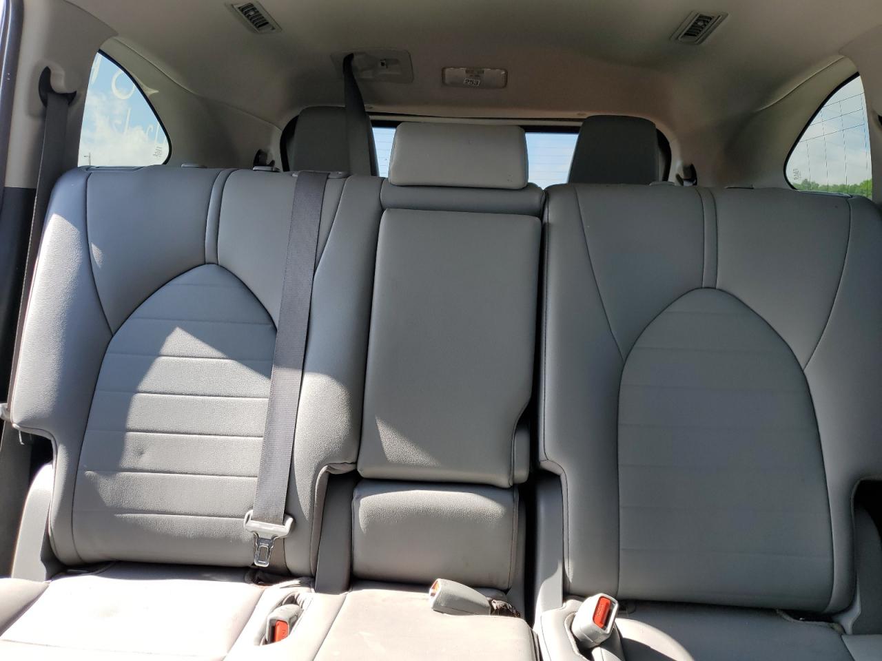 5TDHZRBH2MS131515 2021 Toyota Highlander Xle