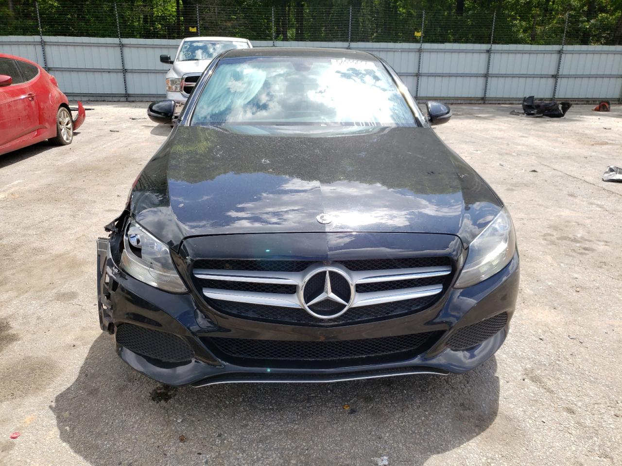 55SWF4JBXJU237774 2018 Mercedes-Benz C 300