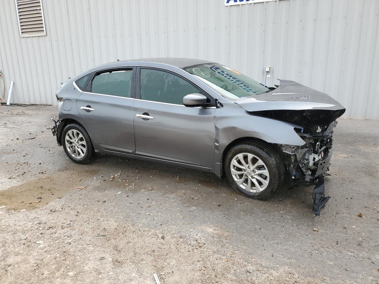 3N1AB7AP0JL643832 2018 Nissan Sentra S