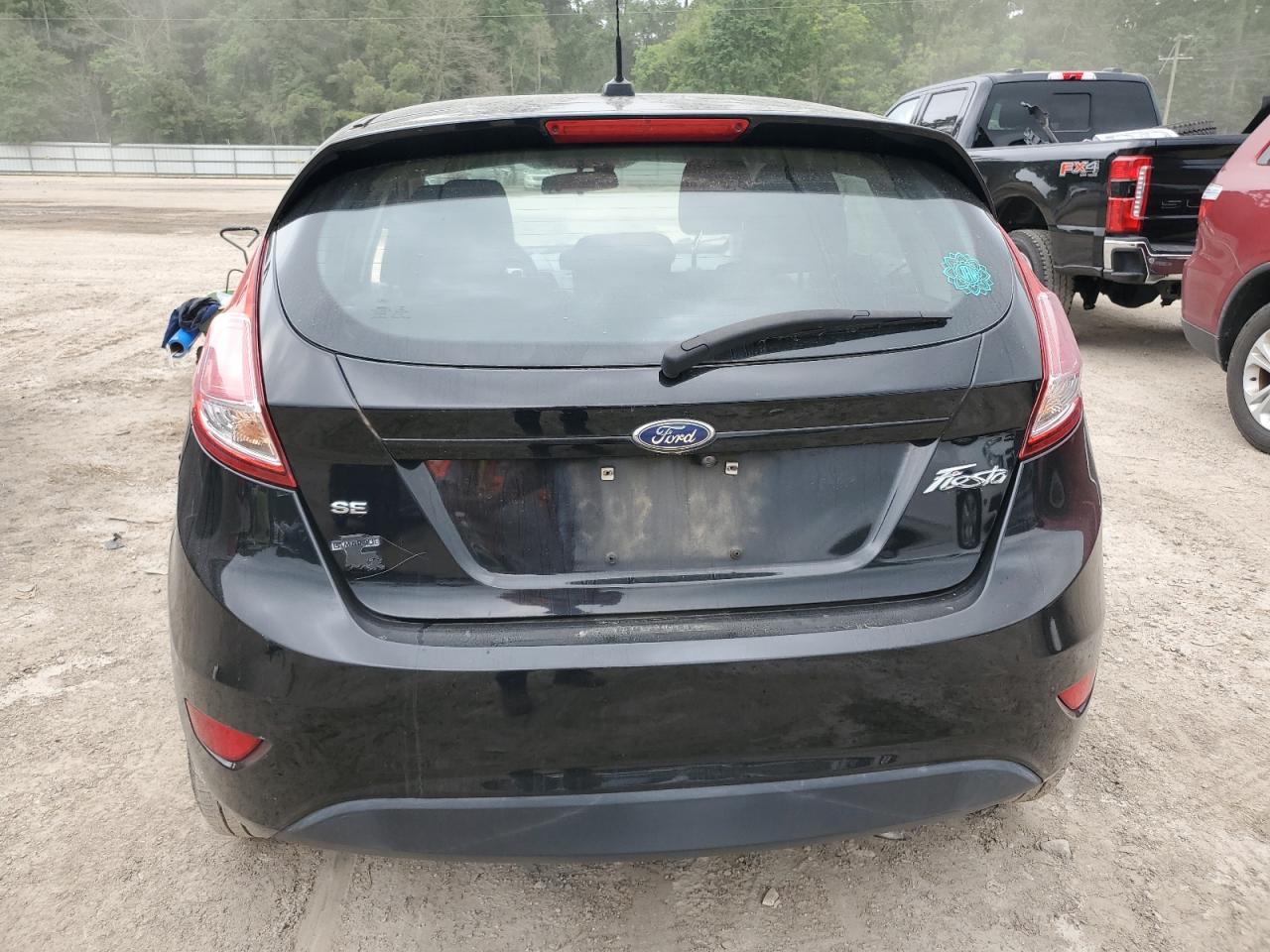 3FADP4EJ4JM108390 2018 Ford Fiesta Se