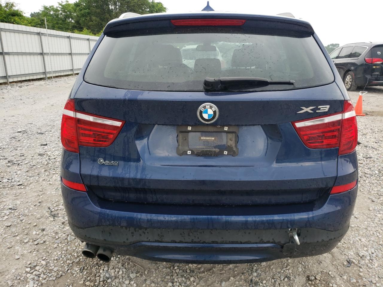 2017 BMW X3 xDrive28I vin: 5UXWX9C58H0T04642