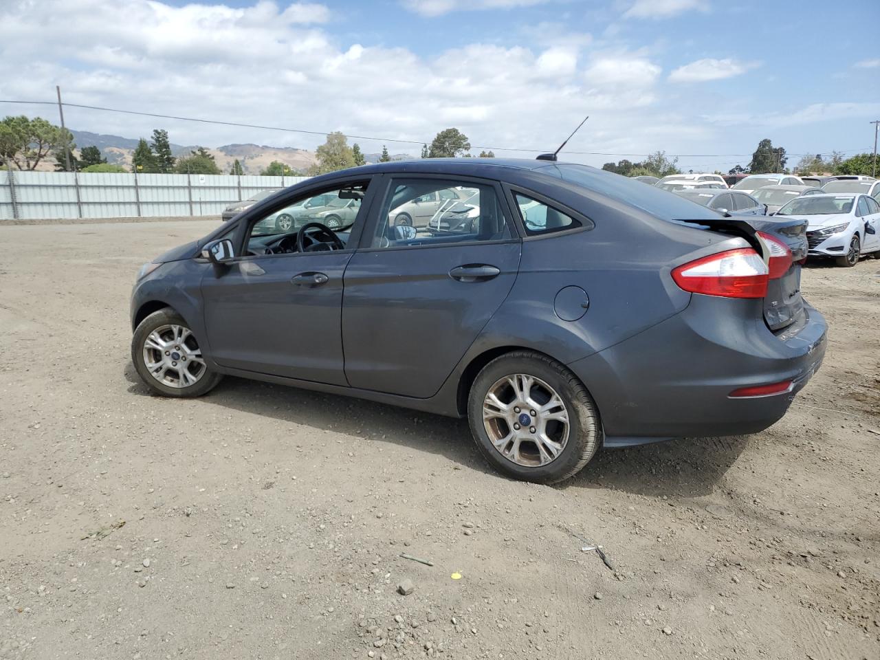 3fadp4bj4fm123791 3FADP4BJ4FM123791 2015 Ford Fiesta Se