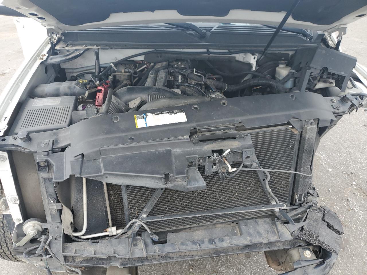 1GNSCBE04BR216783 2011 Chevrolet Tahoe C1500 Lt