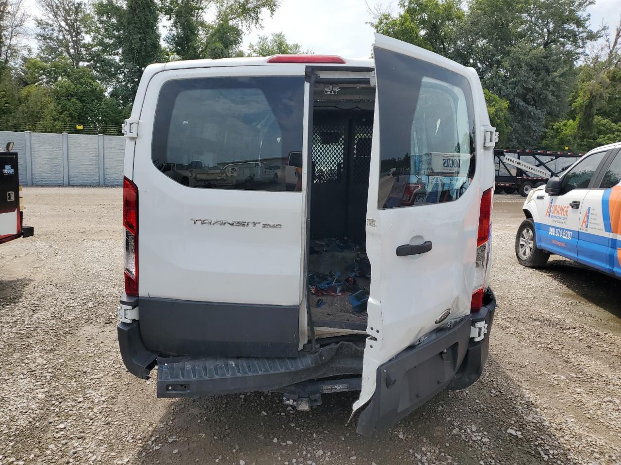 1FTYR1ZM3HKB23327 2017 Ford Transit T-250