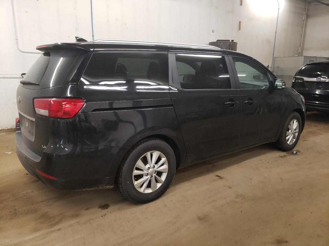 KNDMB5C11G6082678 2016 Kia Sedona Lx