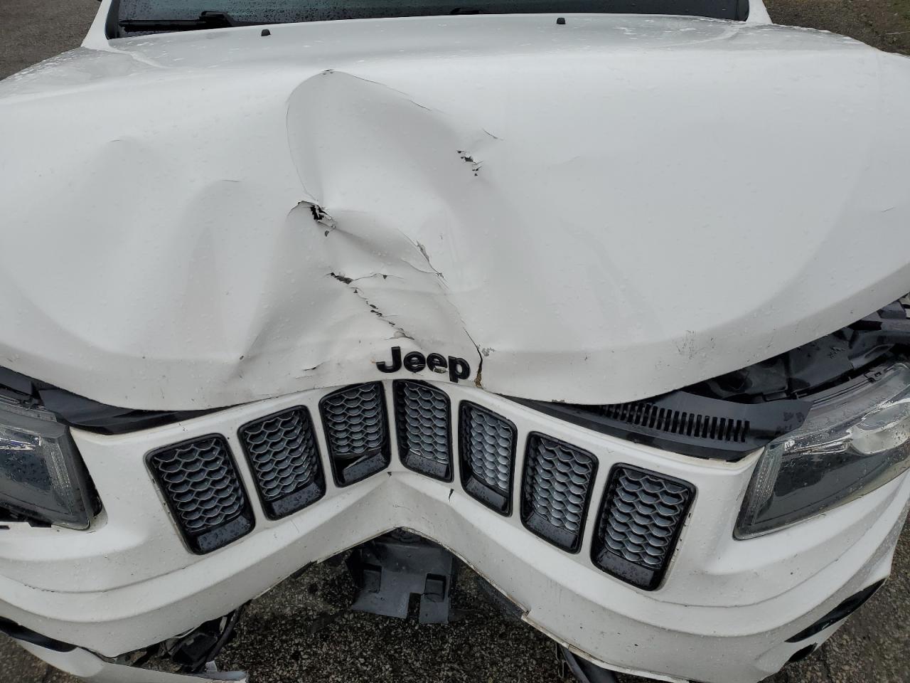 1C4RJFAG7FC768102 2015 Jeep Grand Cherokee Laredo