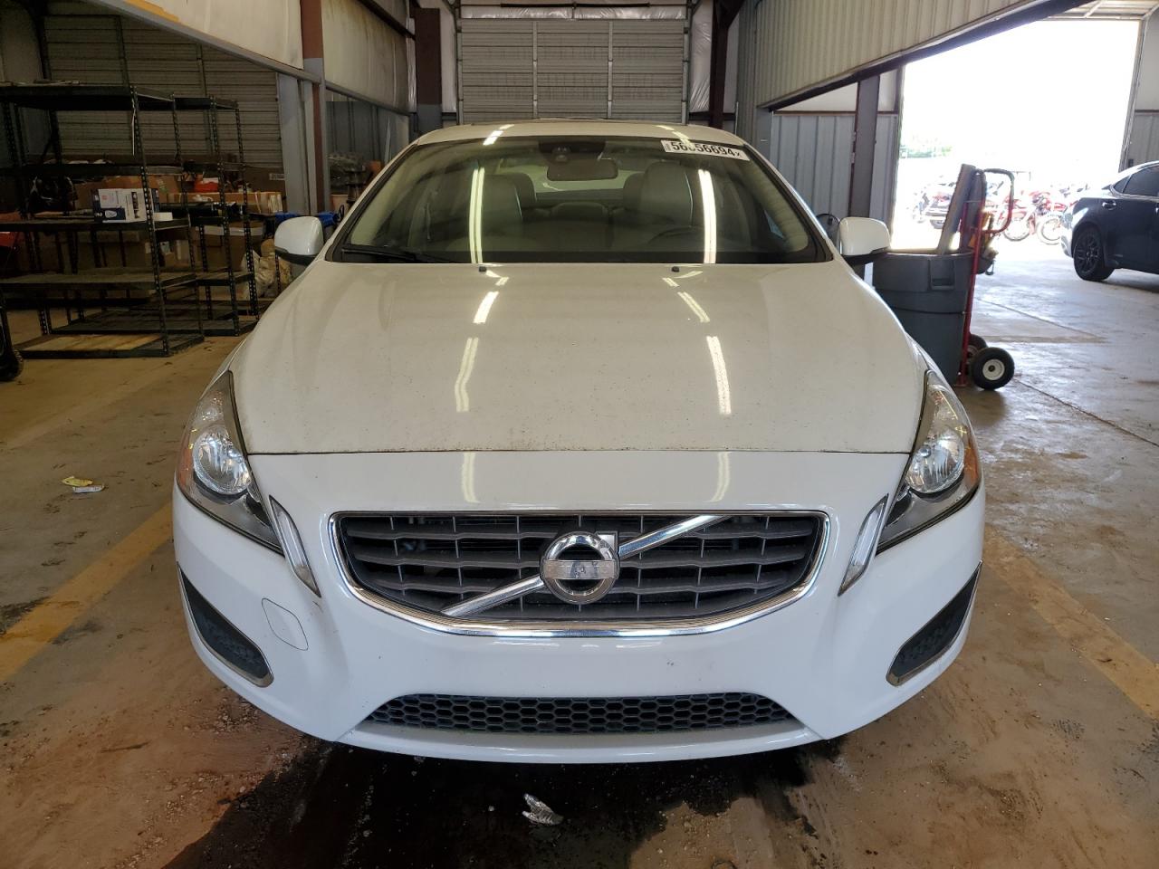 2012 Volvo S60 T5 vin: YV1622FS2C2038650