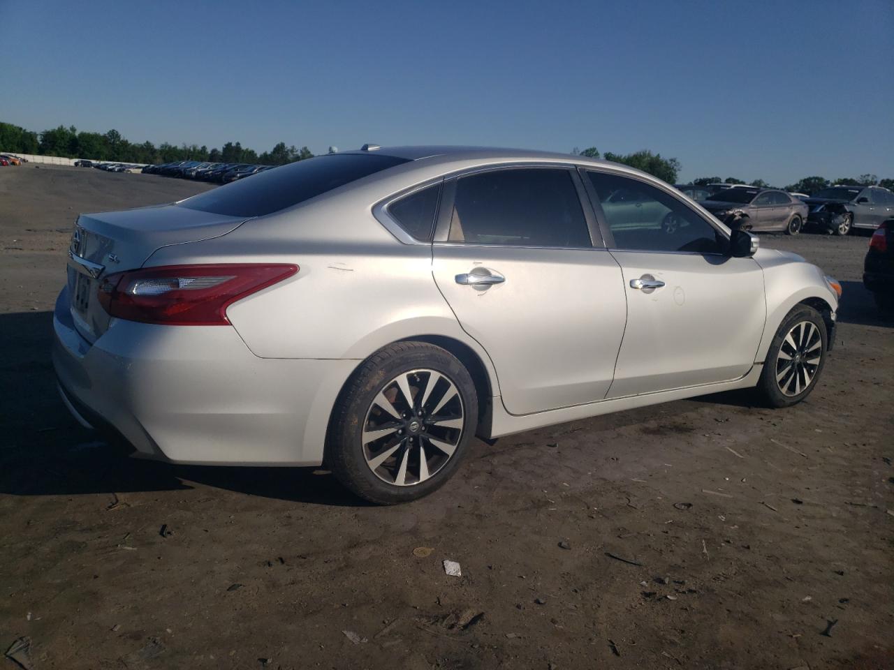 1N4AL3AP9JC176981 2018 Nissan Altima 2.5