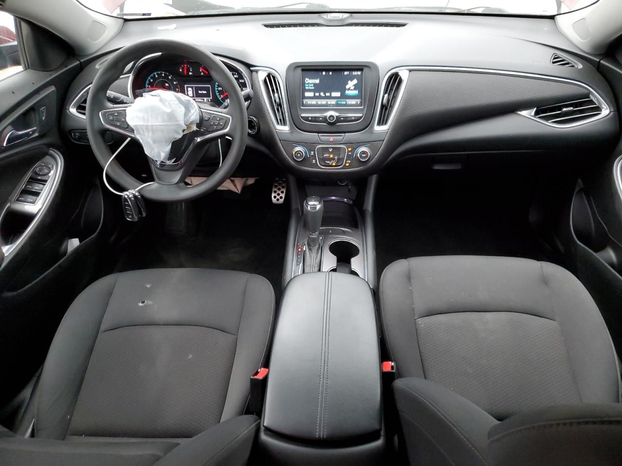 1G1ZE5ST7GF330070 CHEVROLET MALIBU 2016