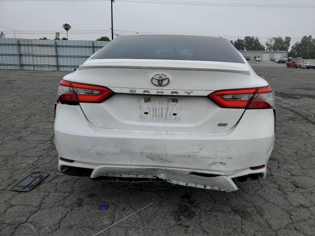 2018 Toyota Camry L VIN: 4T1B11HK7JU522194 Lot: 55948094