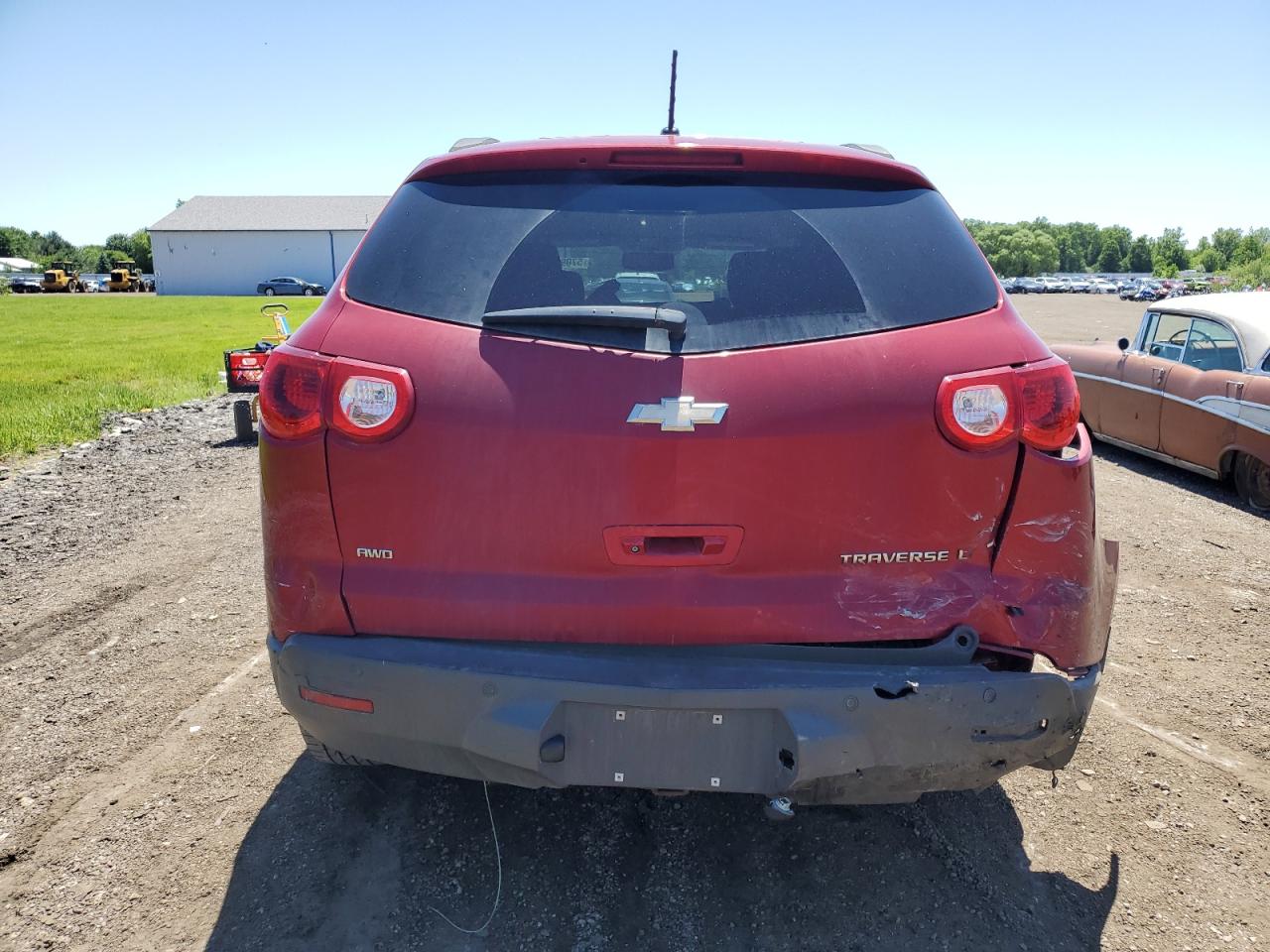 1GNKVJED5CJ256913 2012 Chevrolet Traverse Lt