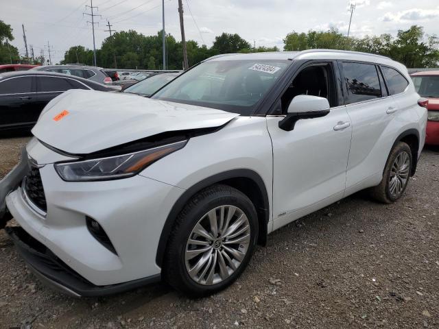 2022 TOYOTA HIGHLANDER - 5TDEBRCH7NS094551