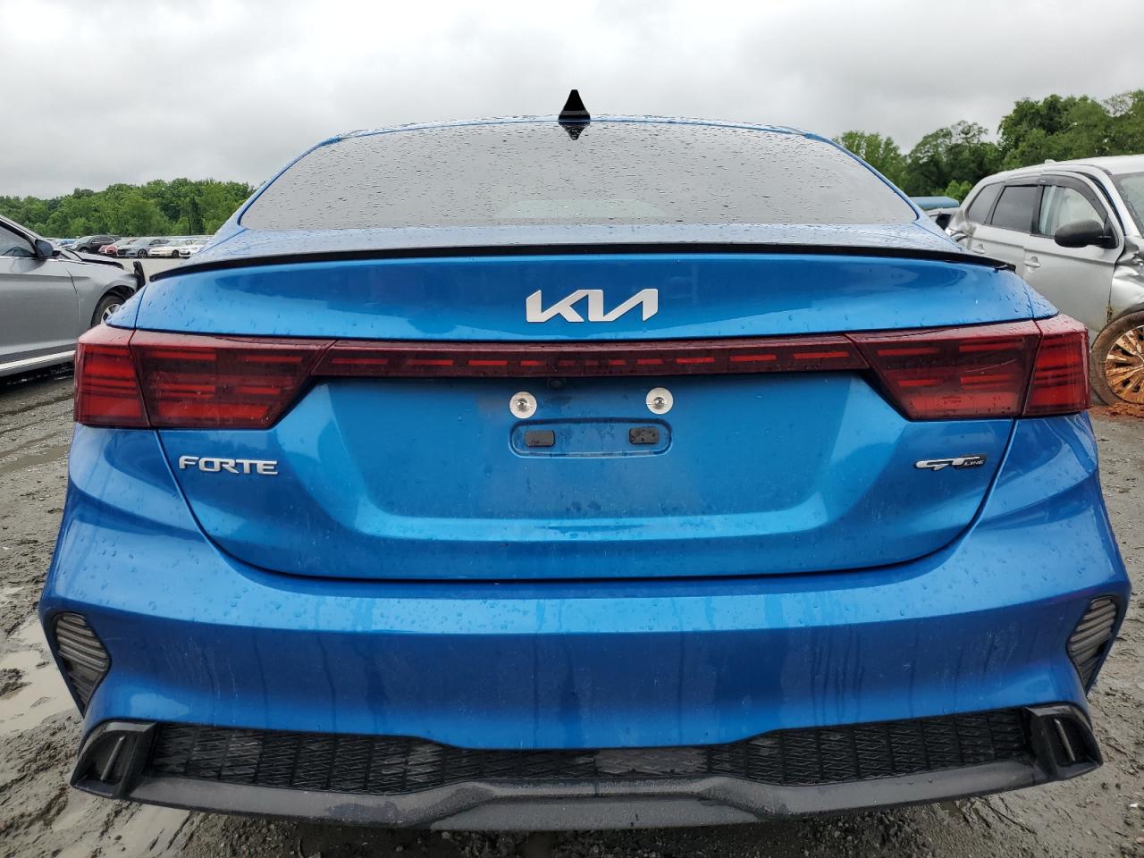 3KPF54AD4PE572324 2023 Kia Forte Gt Line
