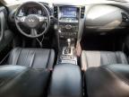 INFINITI QX70 photo