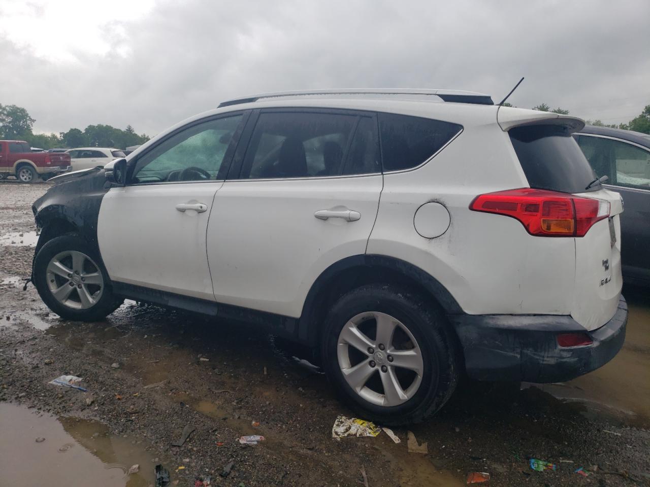 2T3RFREV1DW104089 2013 Toyota Rav4 Xle