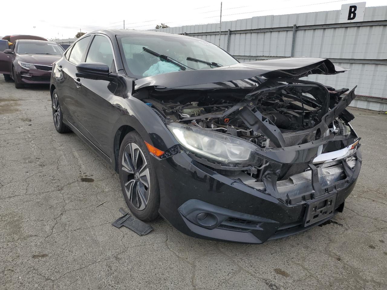 19XFC1F3XHE211055 HONDA CIVIC 2017
